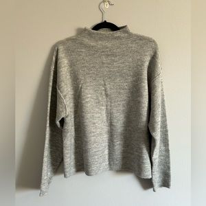 Fine knit, mock neck sweater